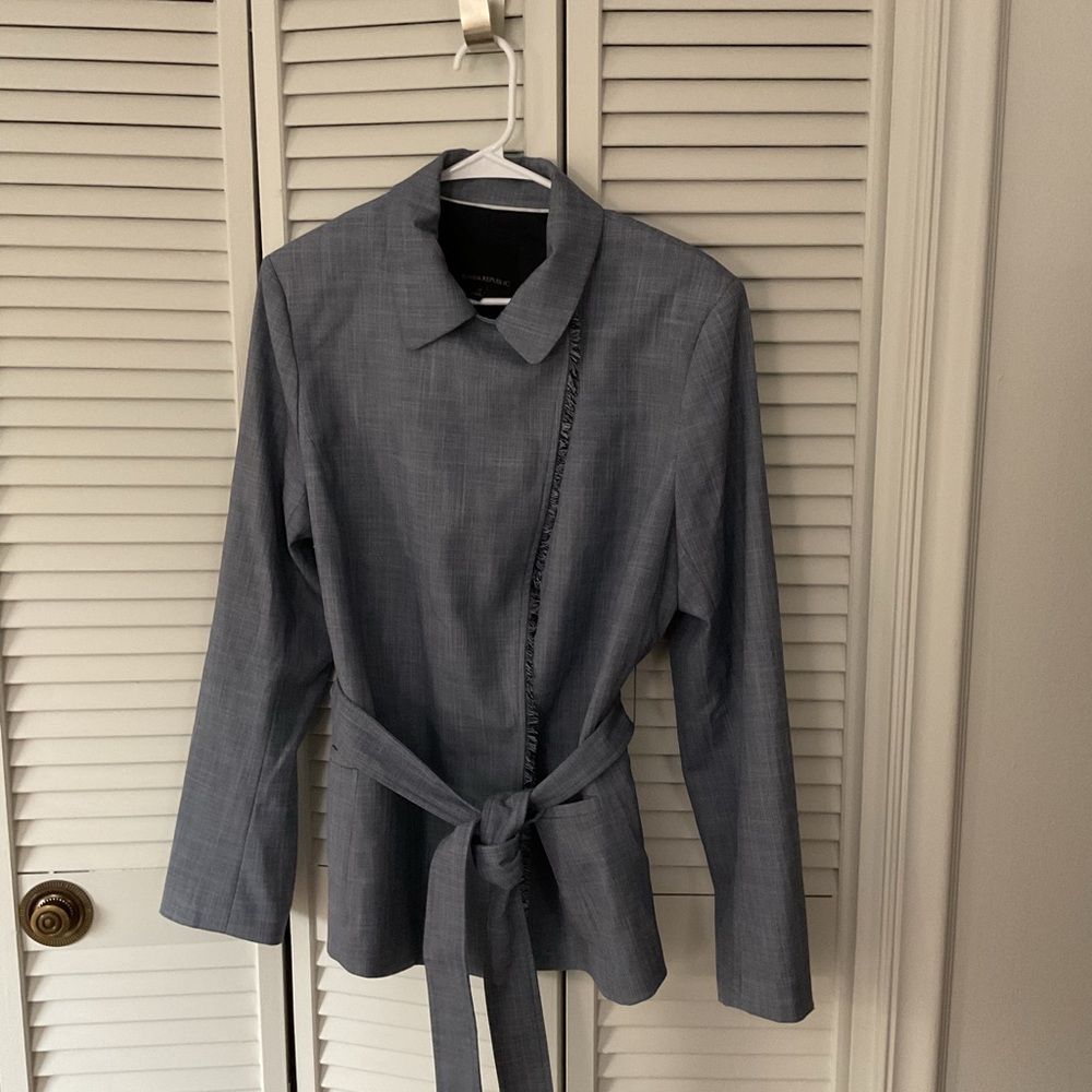 Banana Republic Gray Belted Blazer